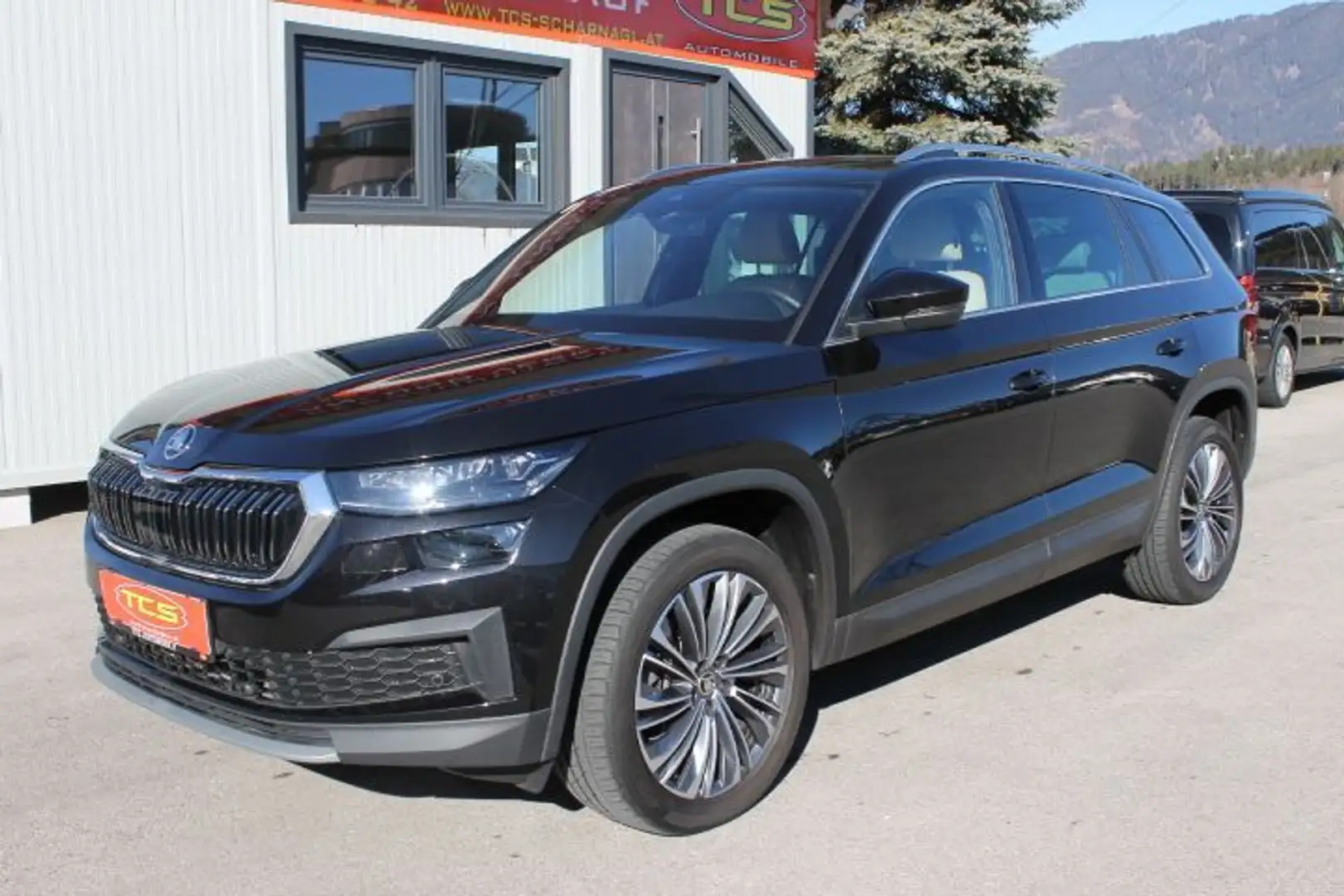 Skoda Kodiaq 2,0 TDI SCR 4x4 Style DSG Schwarz - 1