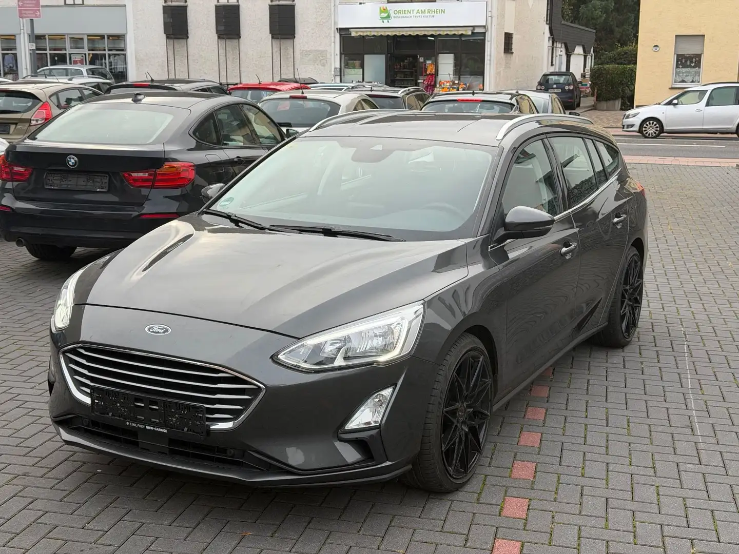 Ford Focus 1.0 92KW AUTOMATIK KAMERA HU 03/26 Grau - 2