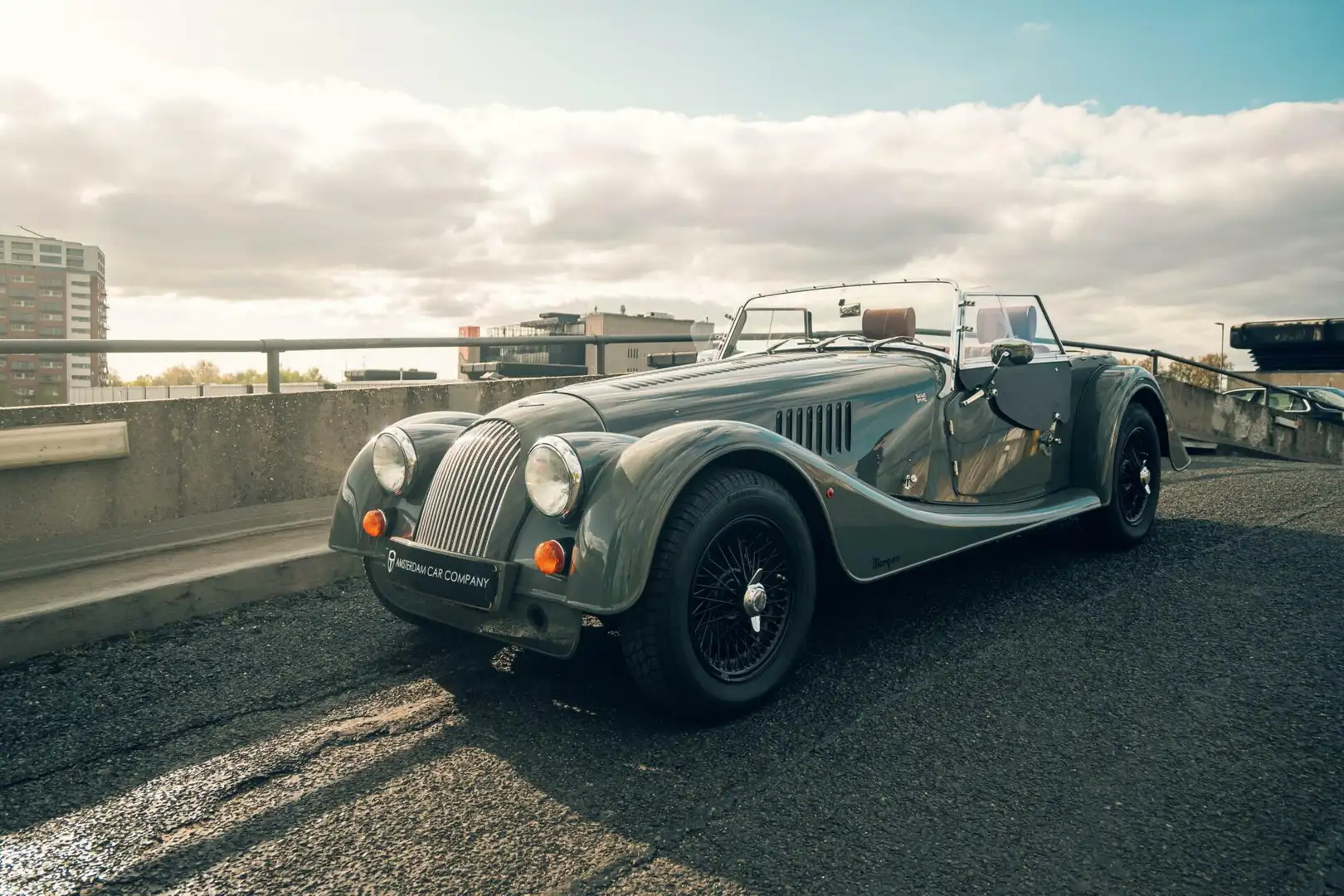 Morgan 4/4 Sport Edition Classic 100 years 1.6 Gris - 1
