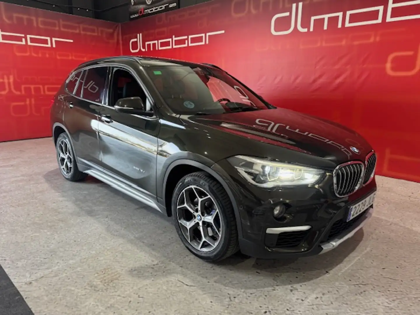 BMW X1 sDrive 18dA Marrón - 1