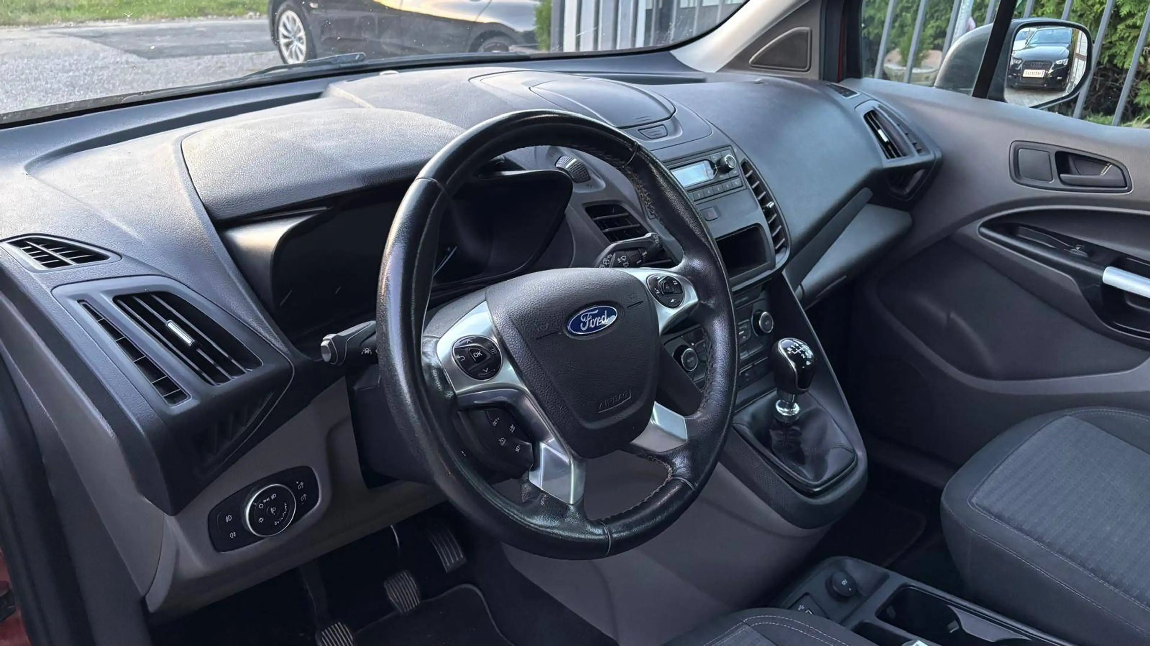 Ford Tourneo Connect Tourneo Connect 1,5 TDCi L1 *Erstbesitz*ZR neu*AHK* — photo 12