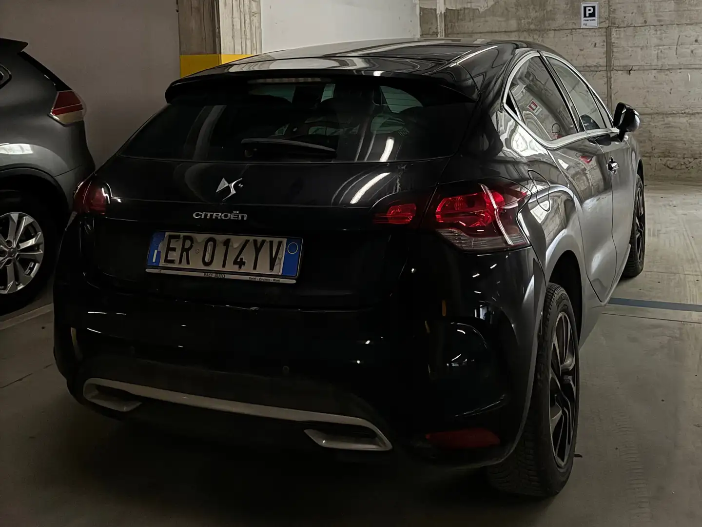 Citroen DS4 DS4 1.6 e-hdi (airdream) So Chic 115cv Negro - 2