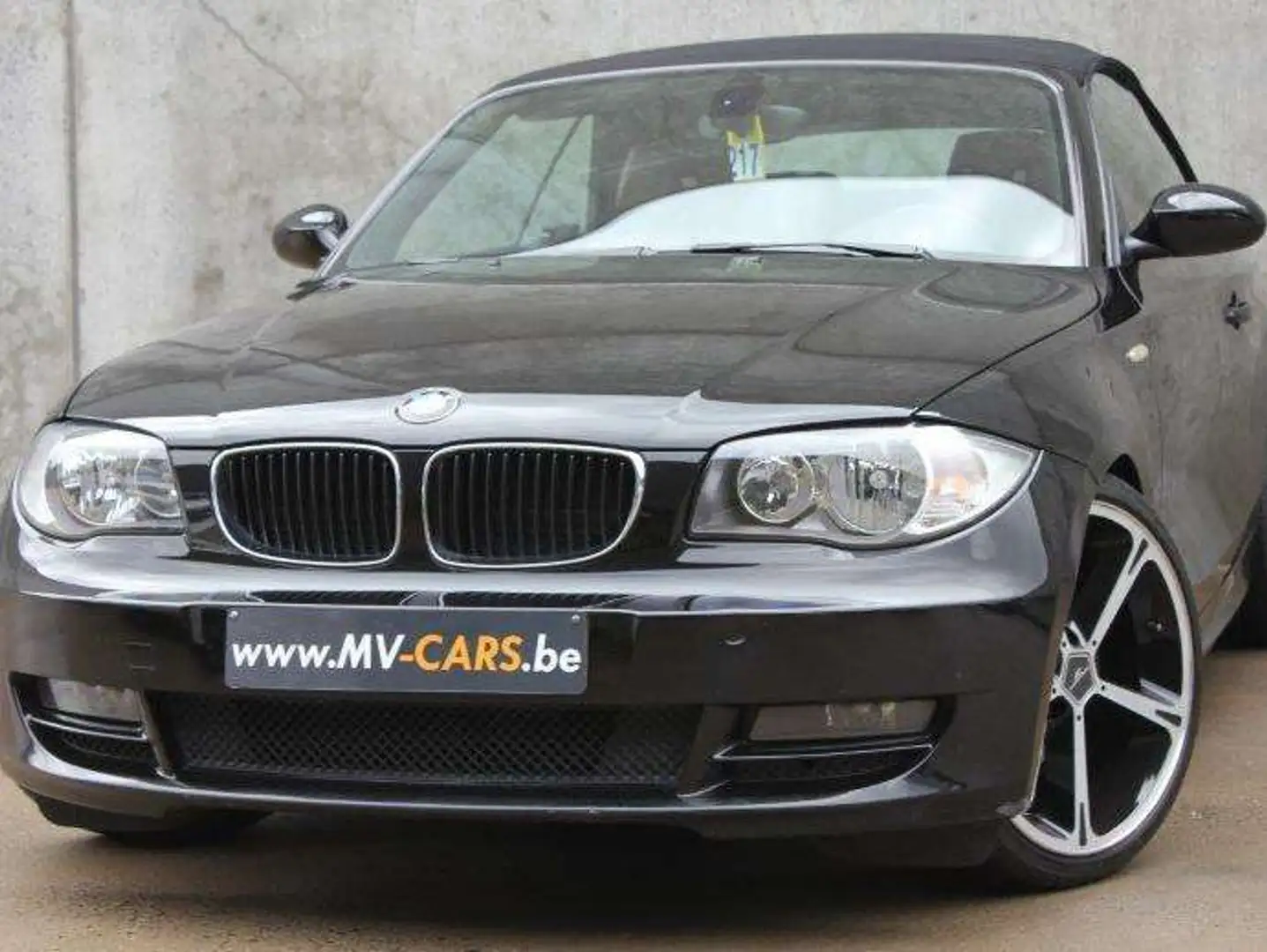 BMW 118 BMW 118i Cabrio/Pdc/Zetelv./Multistuur/cruise ctrl Noir - 1