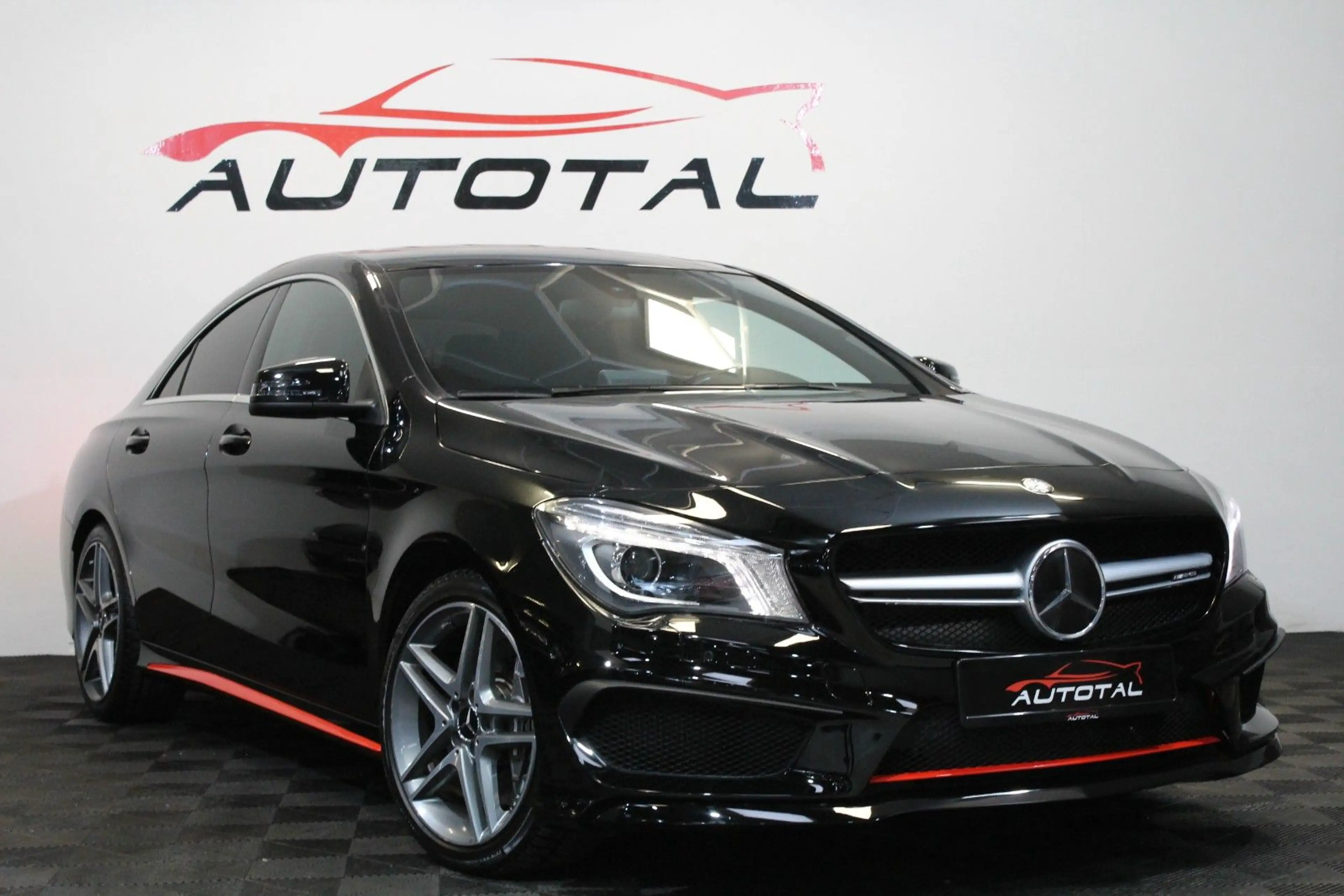Mercedes-Benz CLA 45 AMG *4Matic*Navi*Xenon*Kamera*Dynamic Sel. — photo 7
