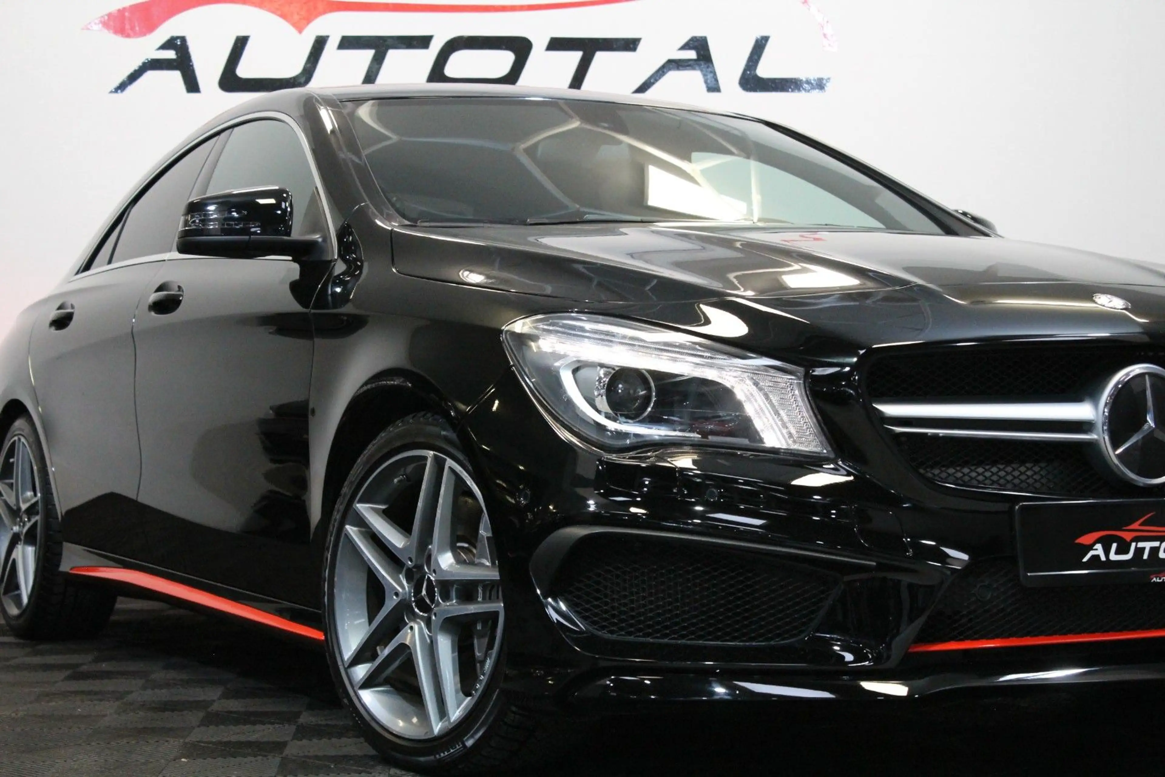 Mercedes-Benz CLA 45 AMG *4Matic*Navi*Xenon*Kamera*Dynamic Sel. — photo 9