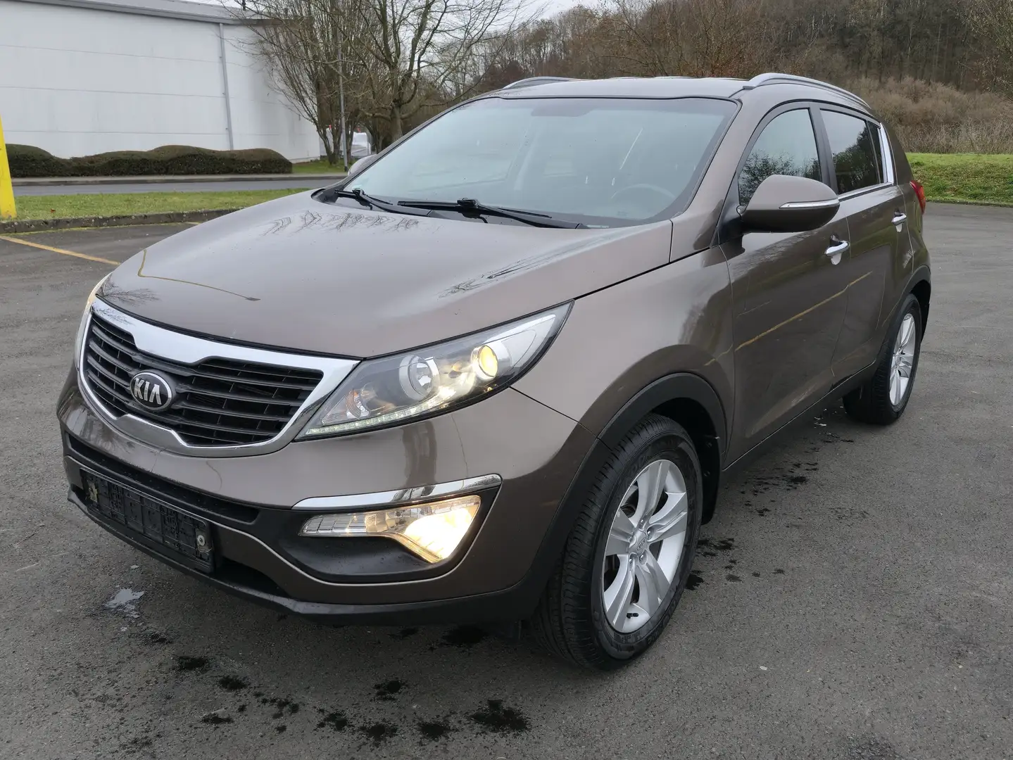 Kia Sportage Attract 2WD Automatik Top Ausstattung SHZ V&H Beige - 1