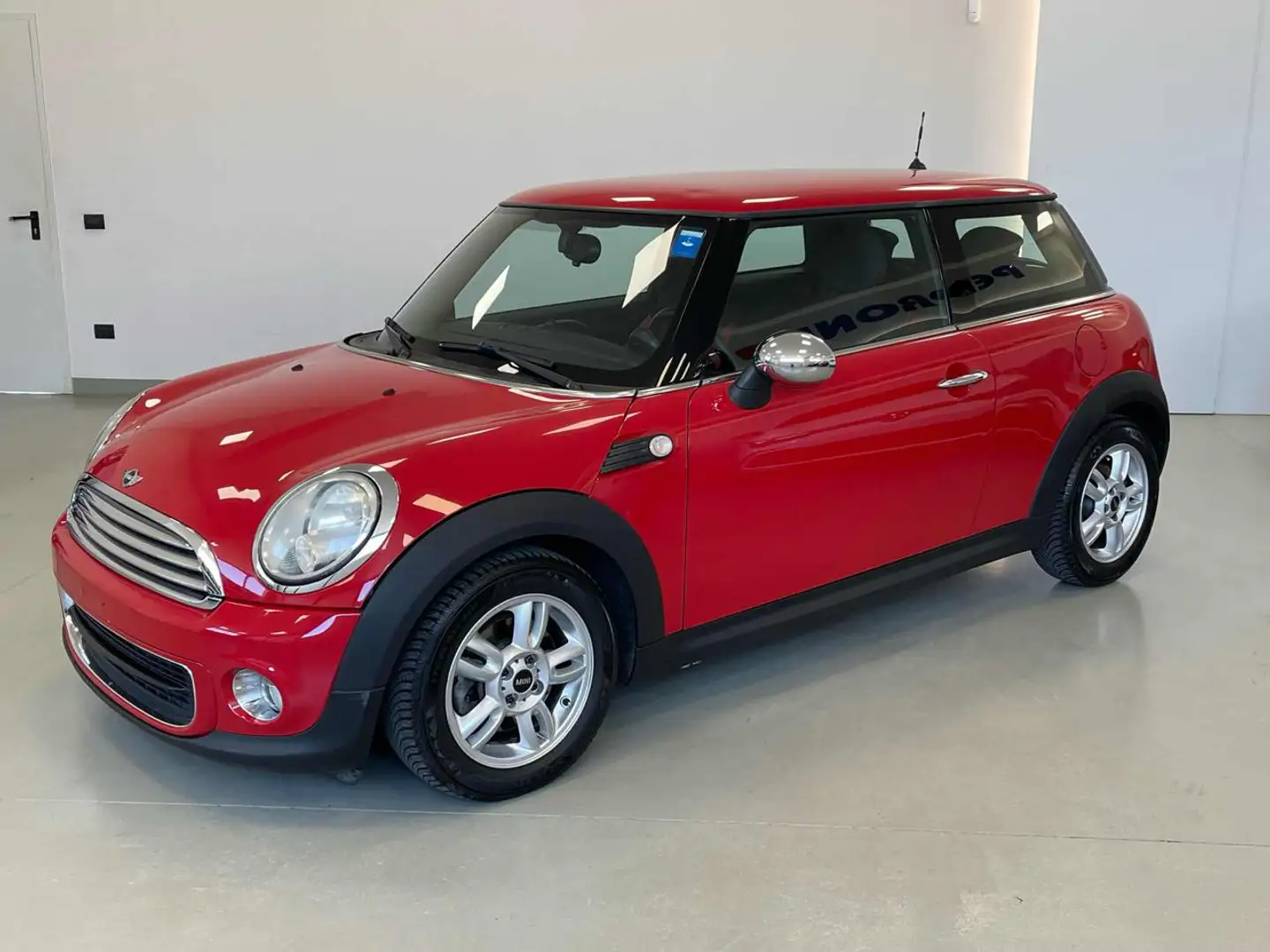 MINI One 1.6 16V One 75 CV 3P R56 Hatchbach Neopatentati Rosso - 2