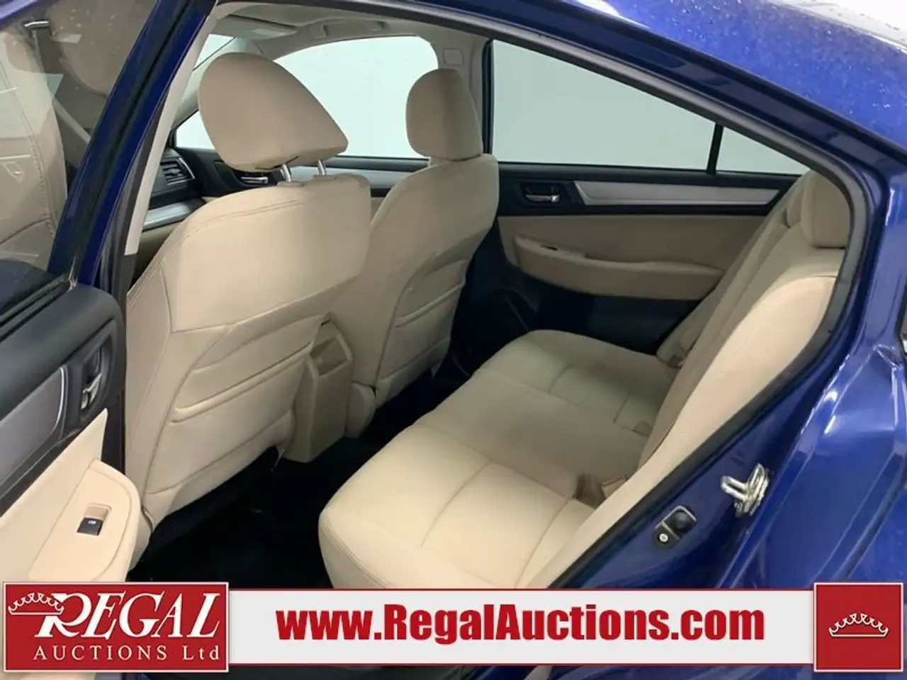 Subaru Legacy снимка Subaru Legacy