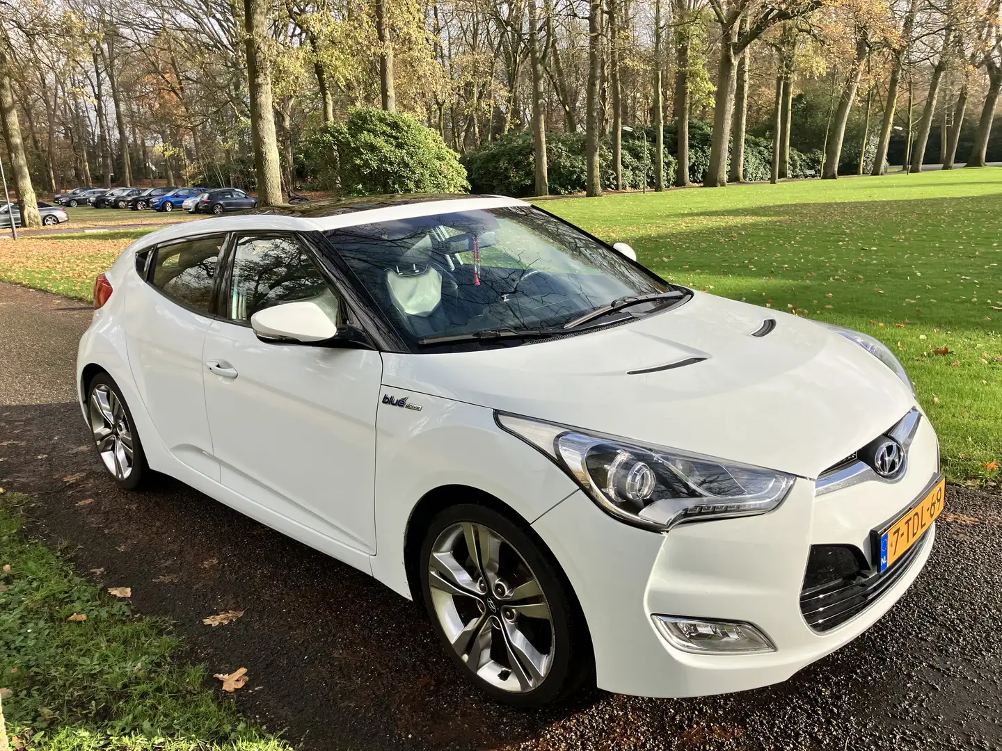 Hyundai VELOSTER 1.6 GDI i-Catcher Weiß - 1