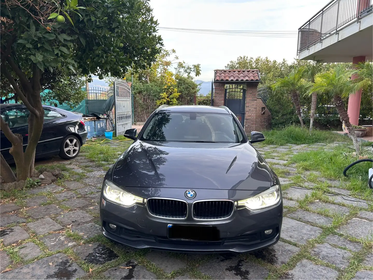 BMW 316 316d Touring Business Advantage auto - 1