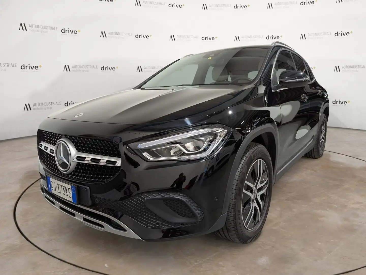 Mercedes-Benz GLA 180 180 AUTOMATIC SPORT PLUS "NEOPATENTATI" Schwarz - 1