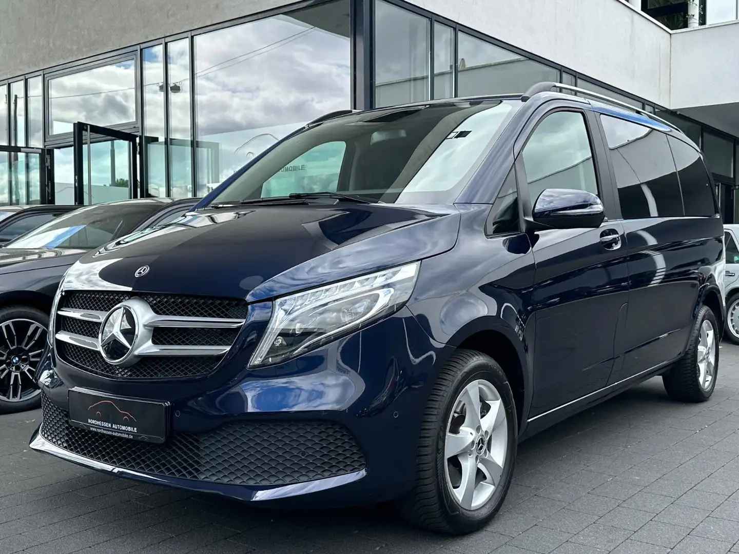 Mercedes-Benz V 220 d 4Matic Edition | 1. Hand | Nur 20.600 km Blau - 1
