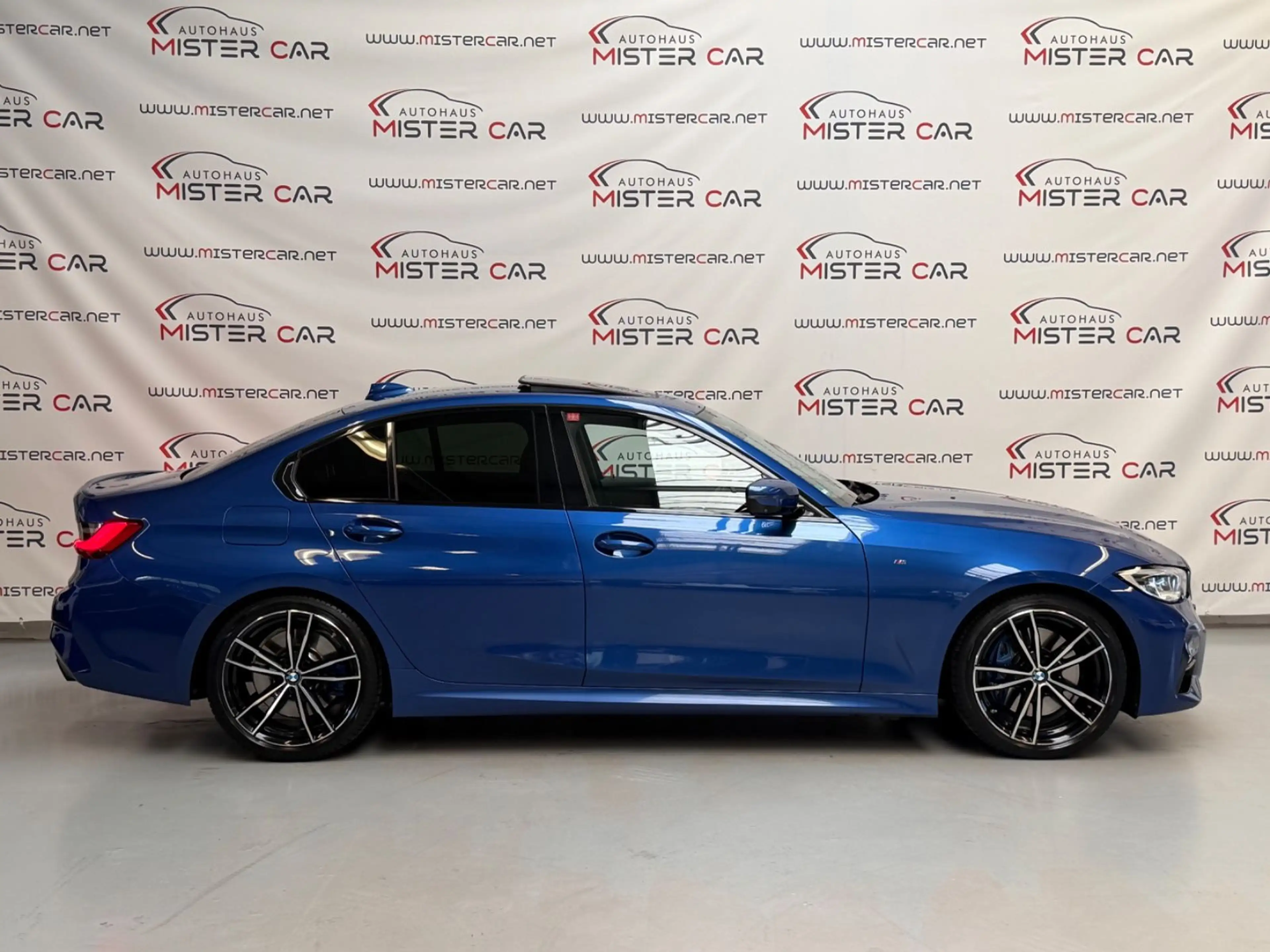 BMW 330 i M Sport LASER/STANDH/GESTIK/GSHD/HUD/360/19 — photo 5