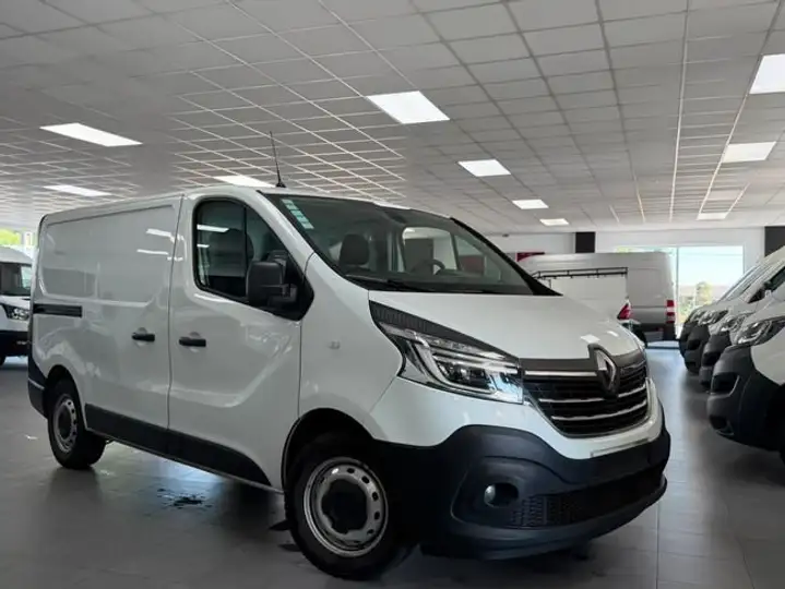 Renault Trafic 2021, foto 2