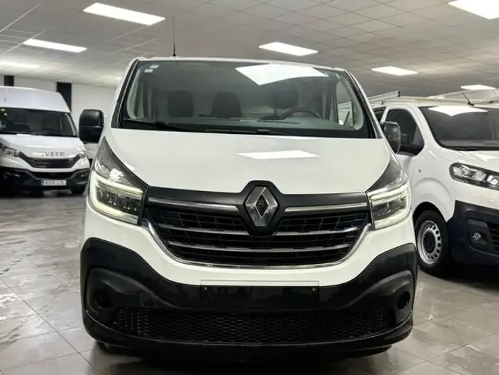 Renault Trafic 2021, foto 3