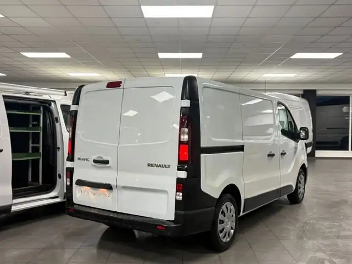 Renault Trafic 2021, foto 7