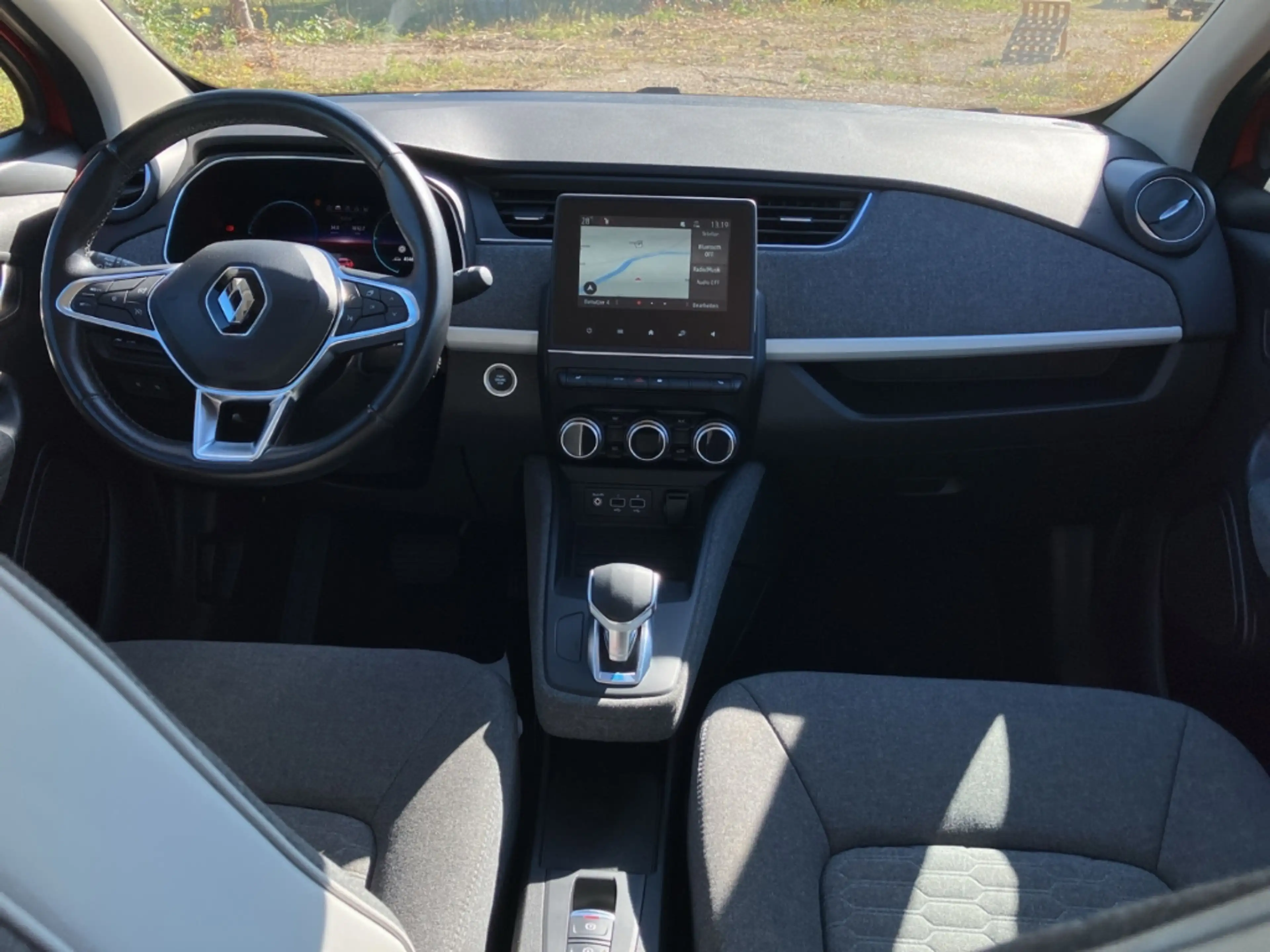 Renault ZOE R110 Z.E. Experience NAV+LED+SHZ+KLIMA+TEMPO — photo 14