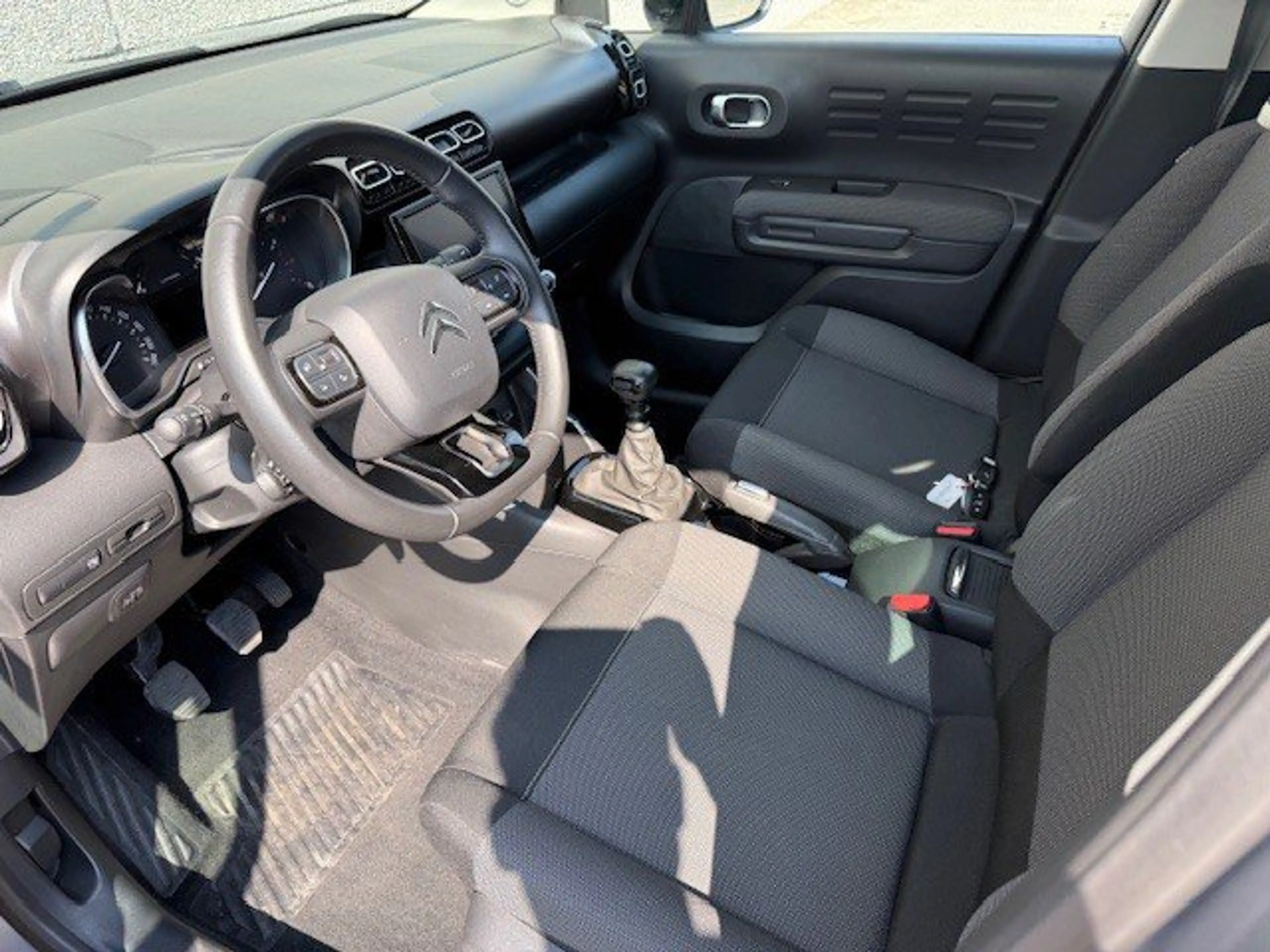 Citroen C3 Aircross *GPS*P SENS* 1.2 BENZ 110 PK SHINE — photo 10