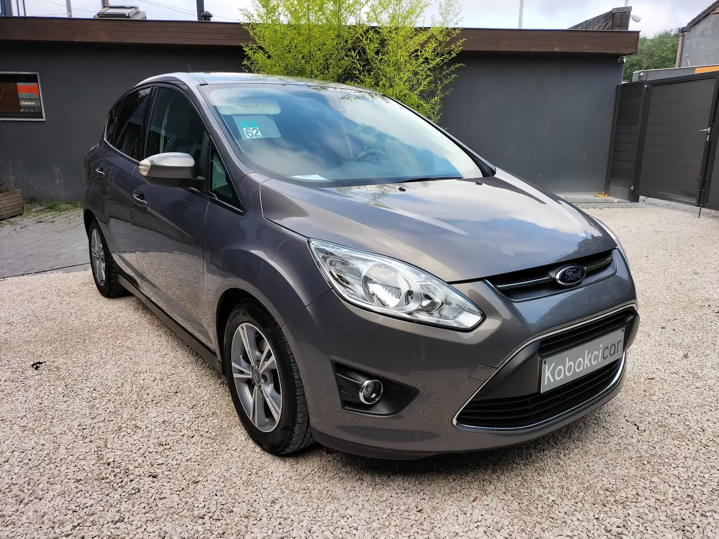 Ford C-Max 1.6 TDCi Trend - JOLI VEHICULE FAMILIAL-A SAISIR Gris - 1