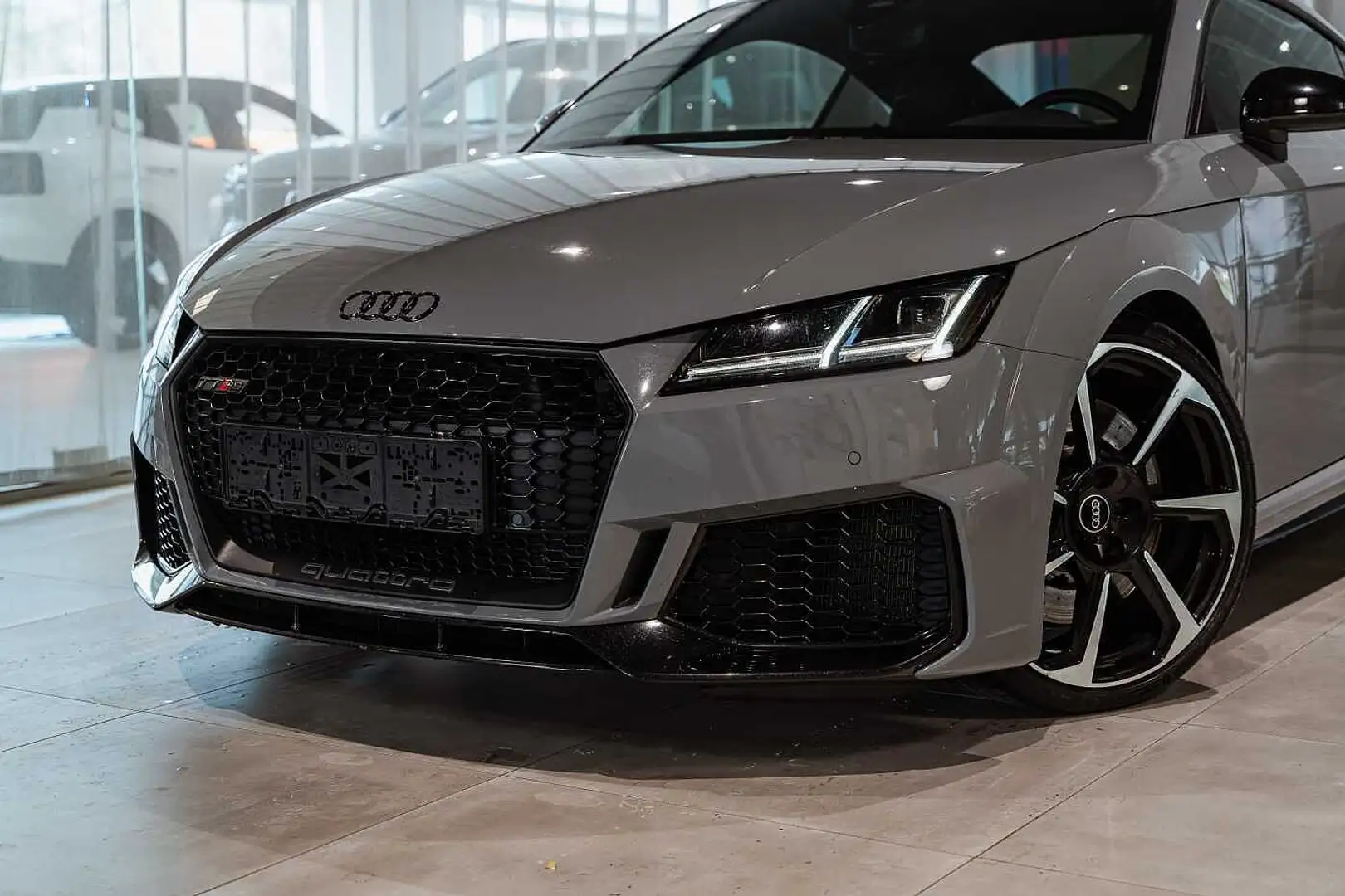 Audi TT RS Grigio - 2