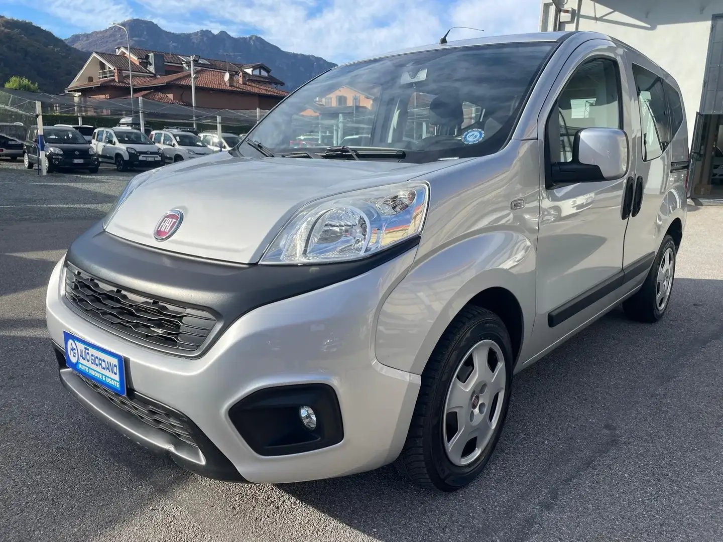 Fiat Qubo 1.3 M-JET AUTOVETTURA 5 POSTI E6B Gris - 1
