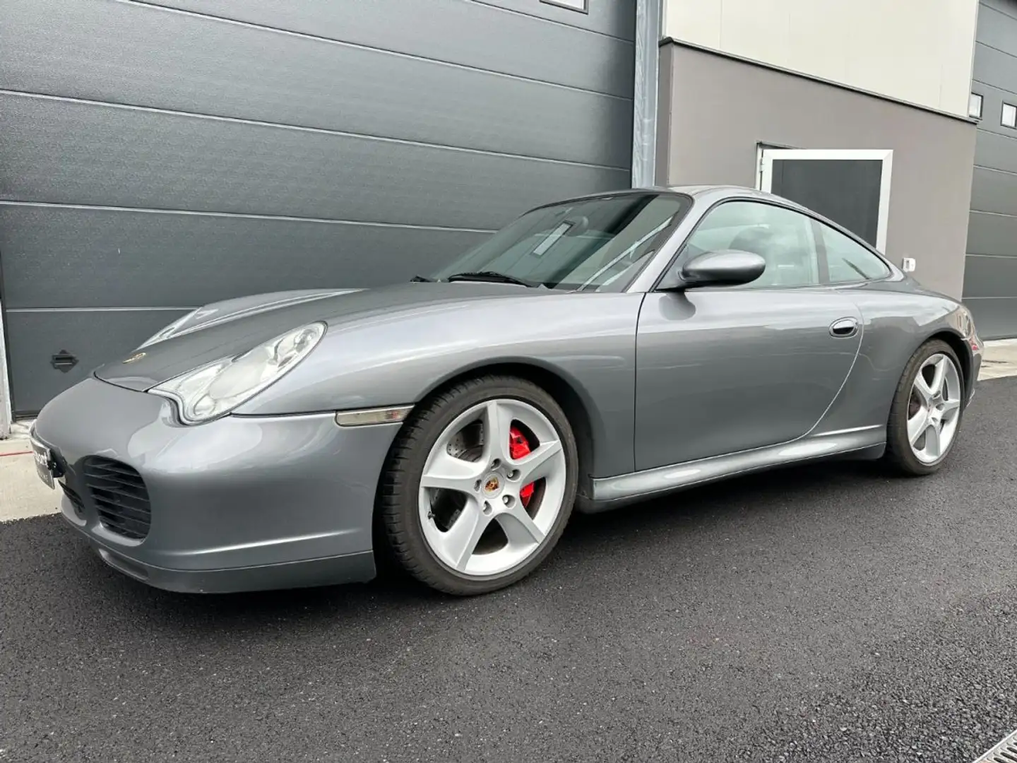 Porsche 911 996 4S 3.6l boite mécanique Gris - 1