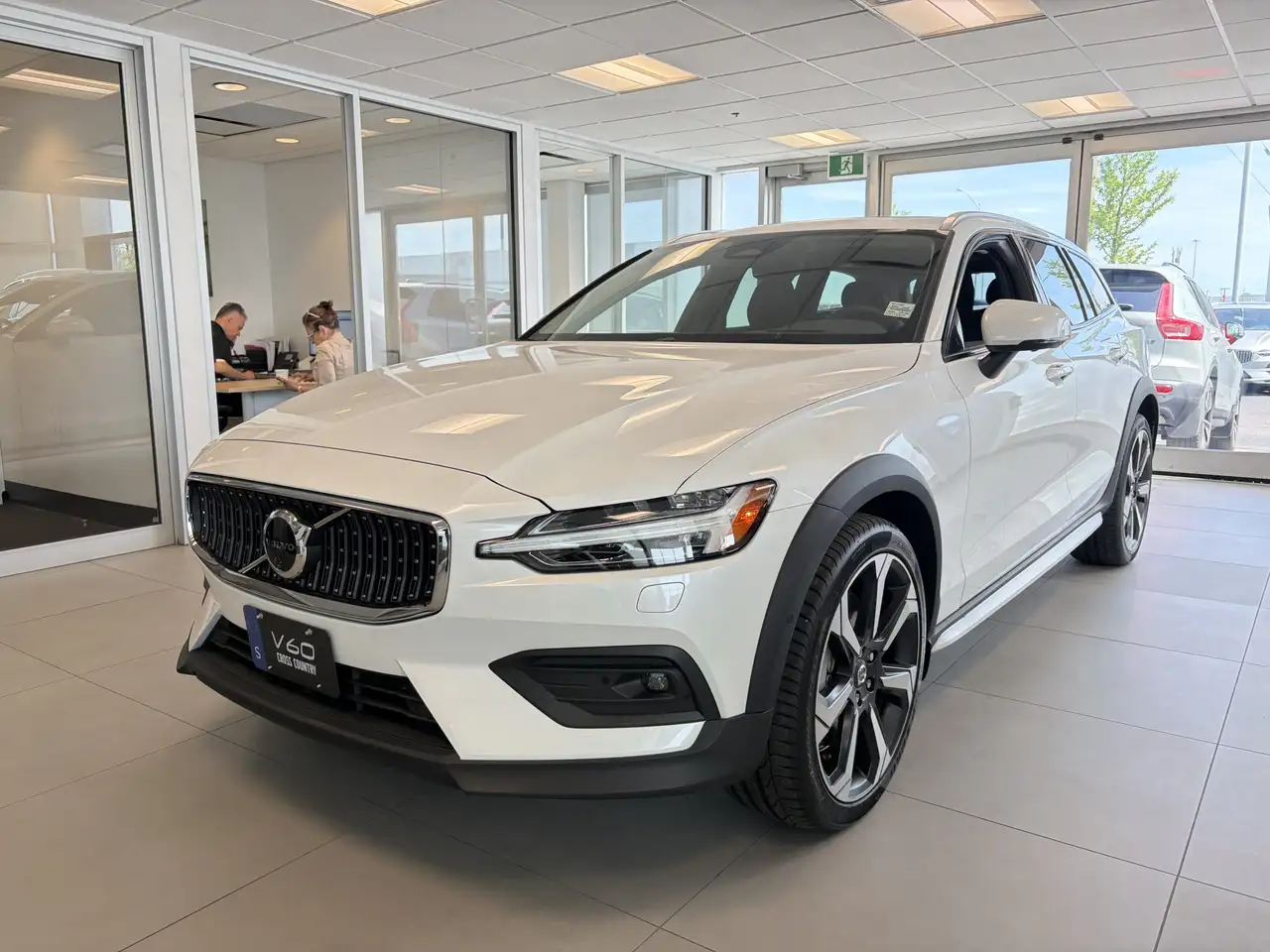 2026 Volvo V60 Cross Country