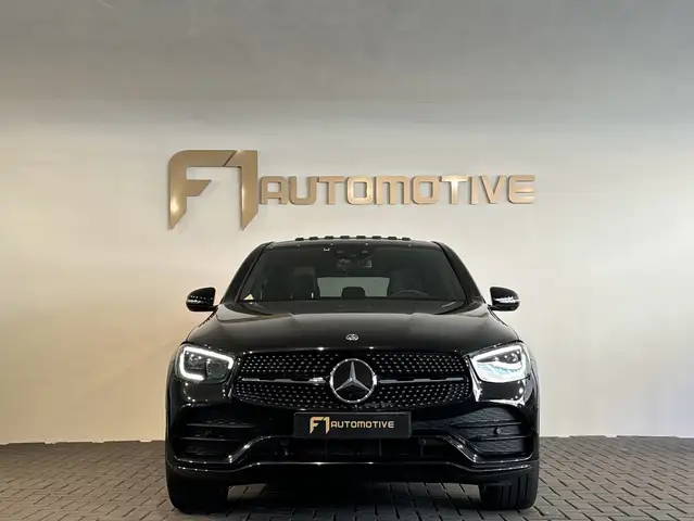 Mercedes-Benz GLC view 2