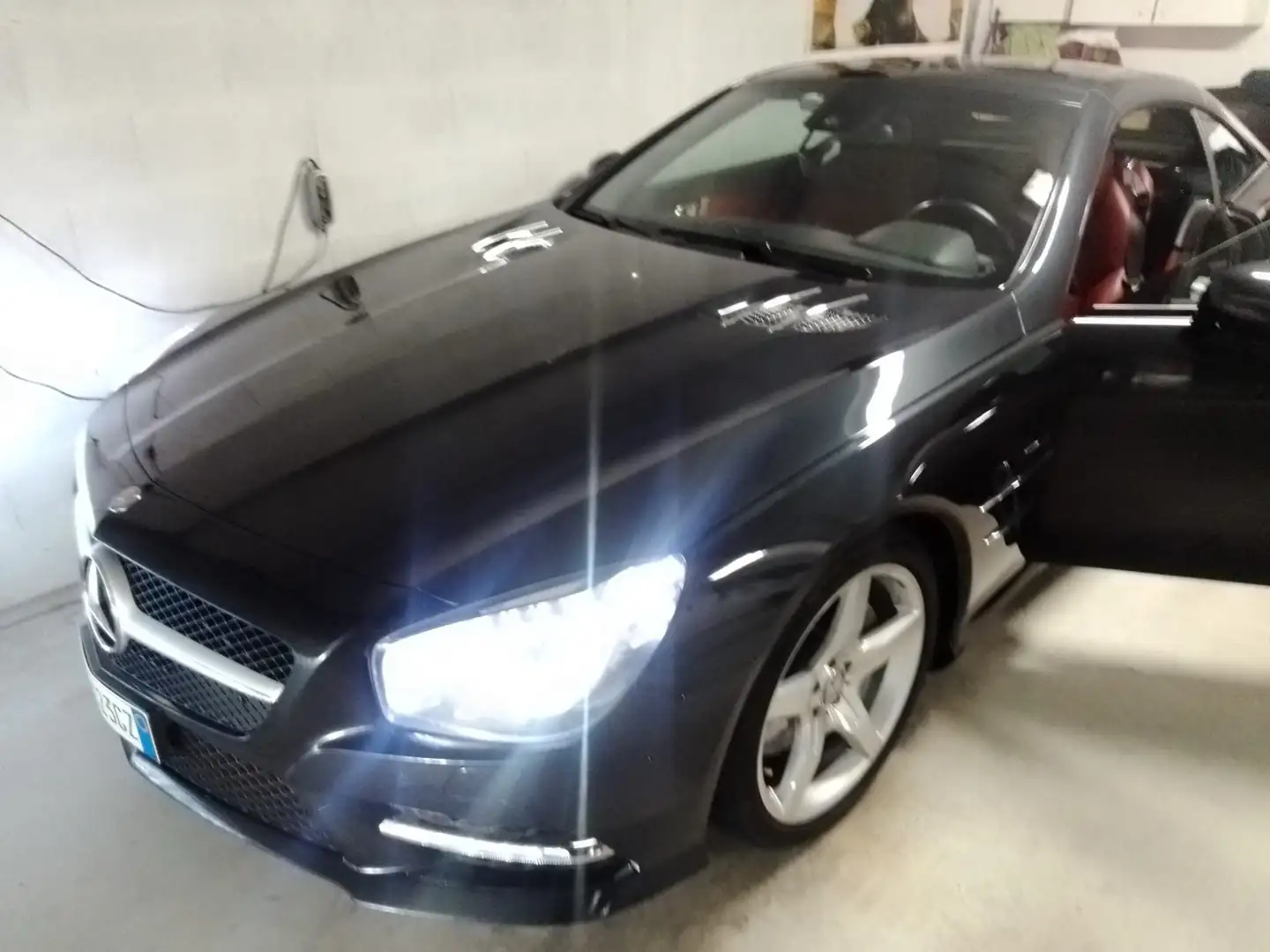 Mercedes-Benz SL 350 SL 350 be auto Černá - 1