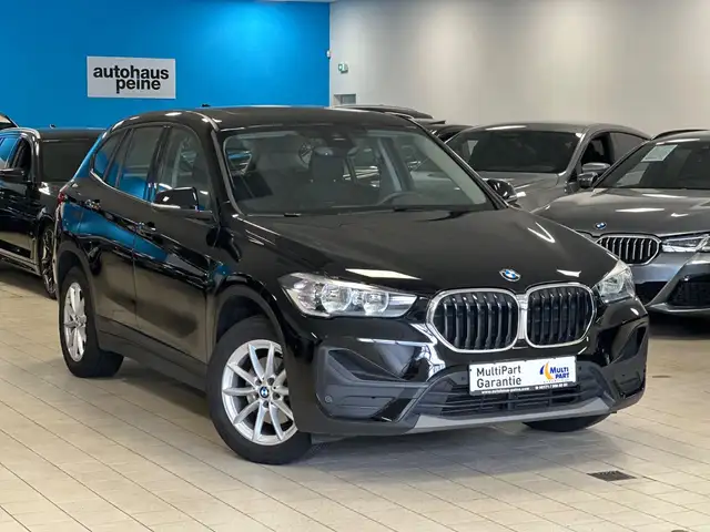 BMW X1 xDrive 18d Aut/Navi/Panorama/ParkAs/SportSitz