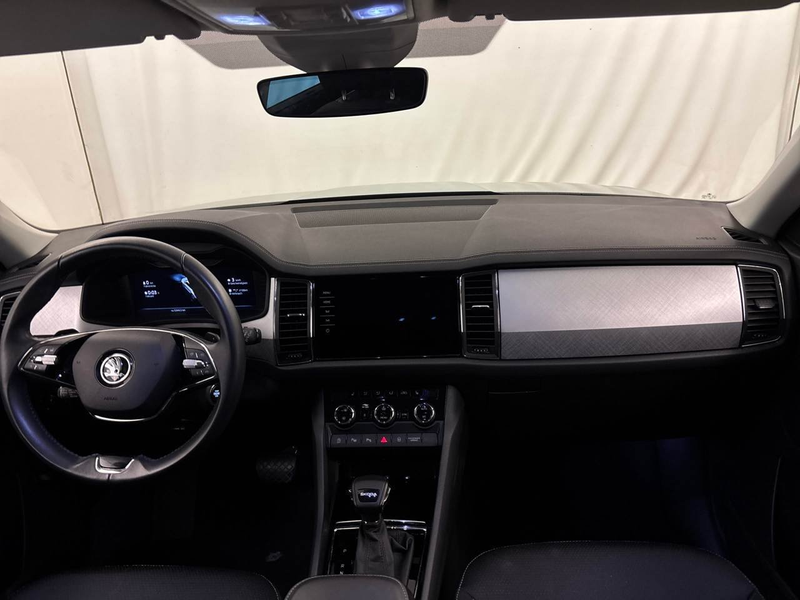 Skoda Kodiaq 2.0 TDI Tour Virtual AHK StHz ACC BLIS — photo 6