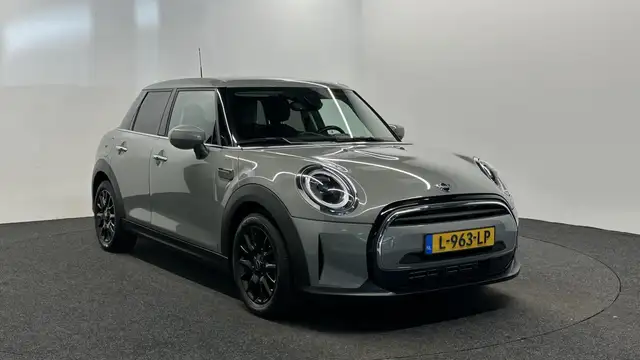 Mini One view 3