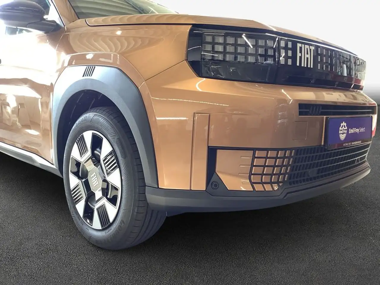 Fiat Grande Panda Hybrid 1.2 eDCT Navi ,Cam,Business 6