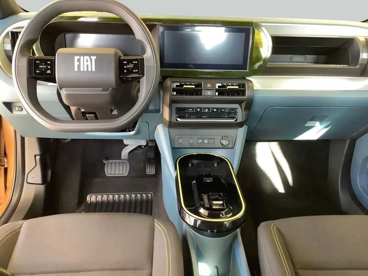 Fiat Grande Panda Hybrid 1.2 eDCT Navi ,Cam,Business 11