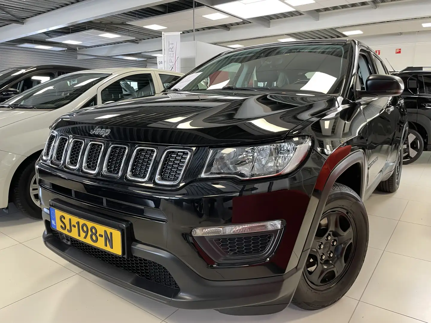 Jeep Compass 1.4 MultiAir Sport | Trekhaak Meer foto's volgen! Schwarz - 1