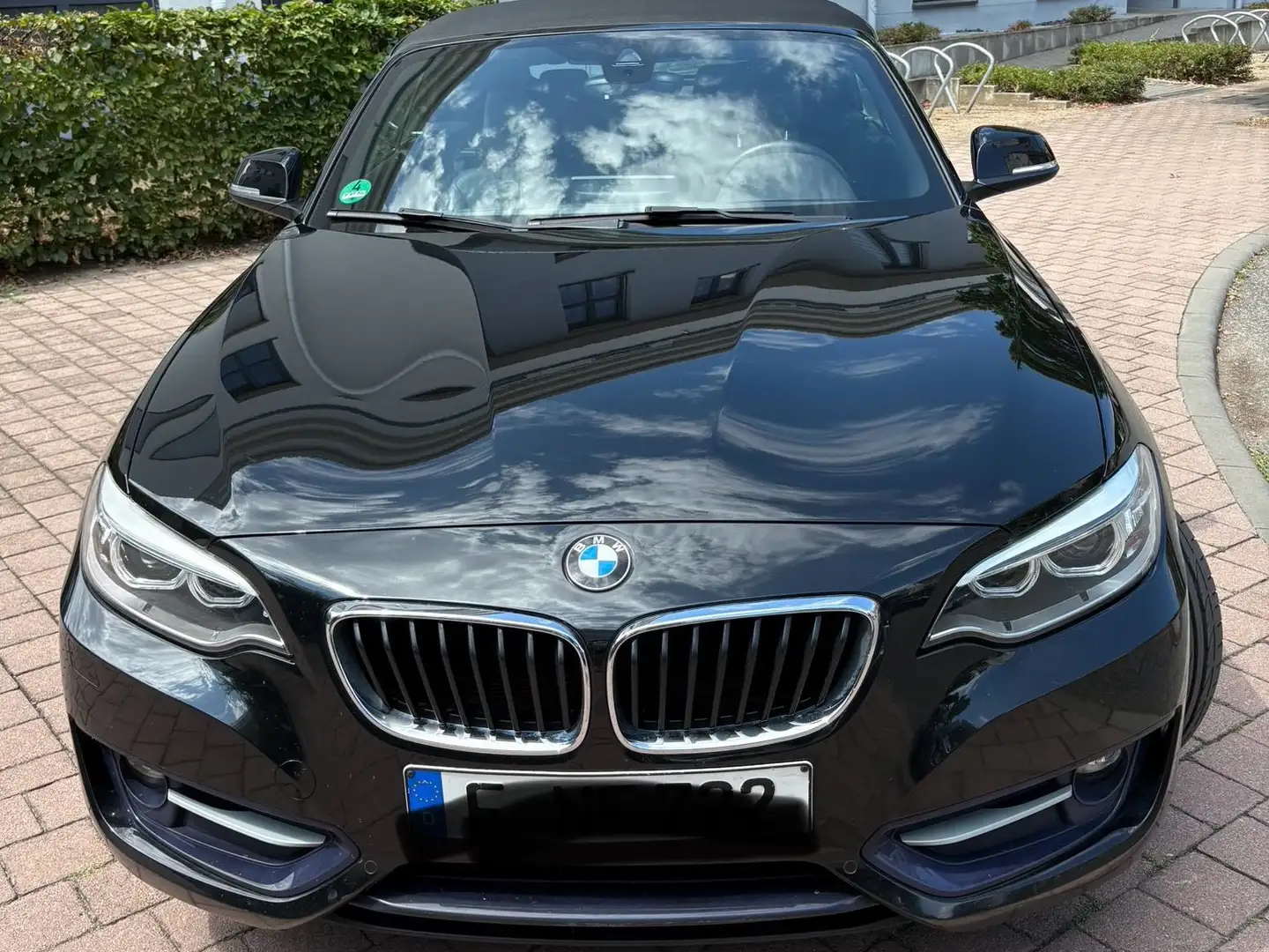 BMW 230 230i Cabrio Aut. Sport Line Zwart - 1