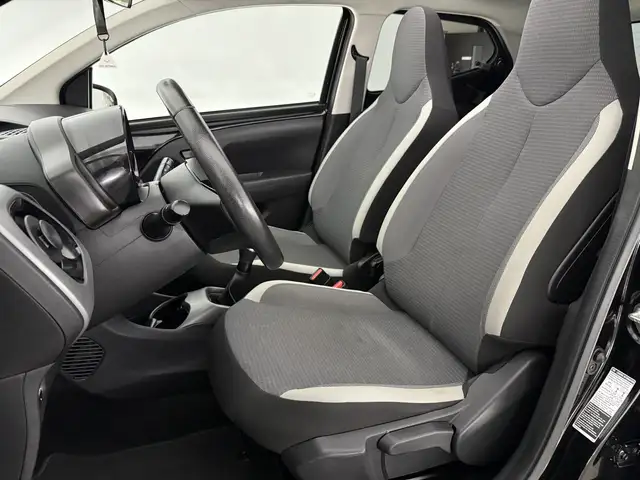 Toyota Aygo view 15