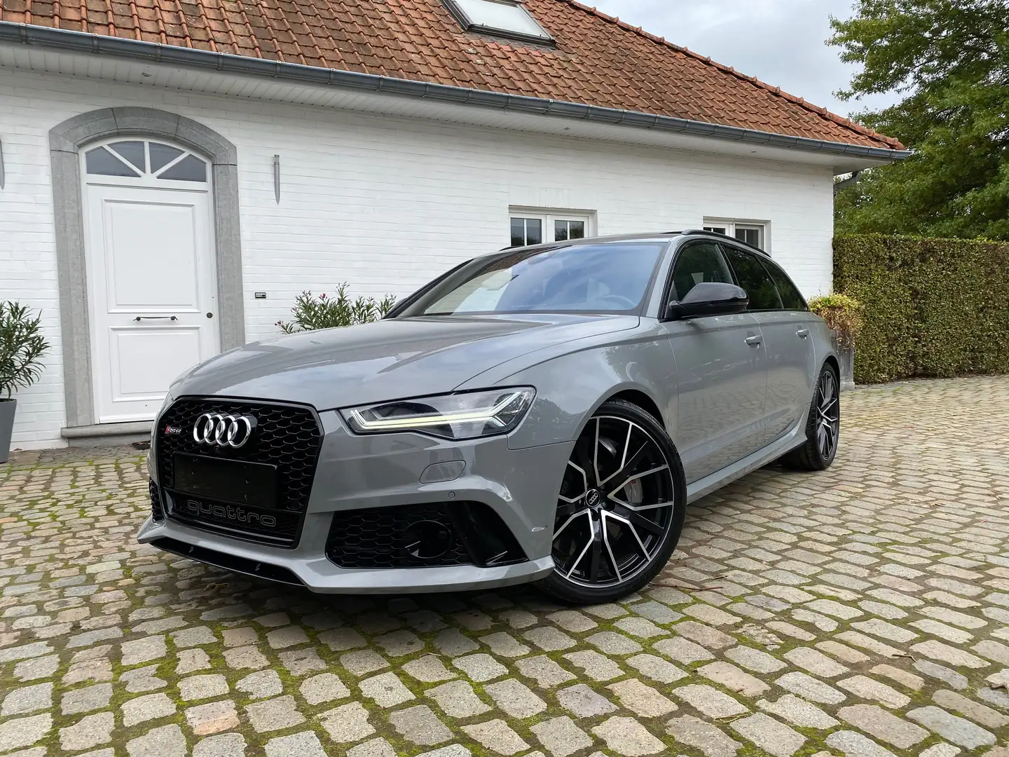 Audi RS6 4.0V8 TFSI 605pk Quattro PERFORMANCE - Nardo Grey! Grijs - 2