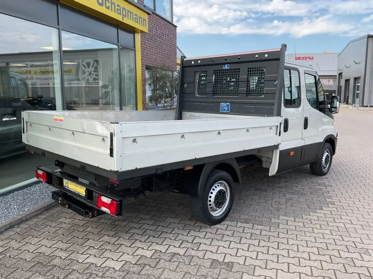 Iveco Daily Daily 35 S 12 D Grau - 2