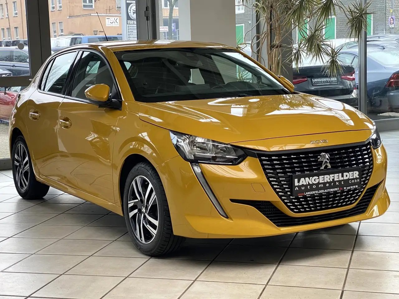 Peugeot 208