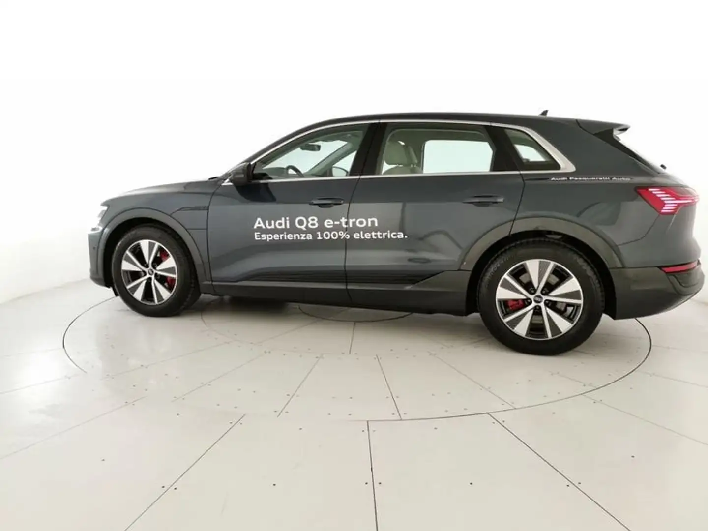 Audi Q8 e-tron 55 quattro Blu/Azzurro - 2