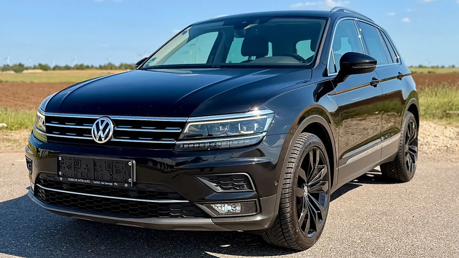Volkswagen Tiguan 1,4 TSI ACT Highline DSG BlueMotion "virtual Ta... Schwarz - 1