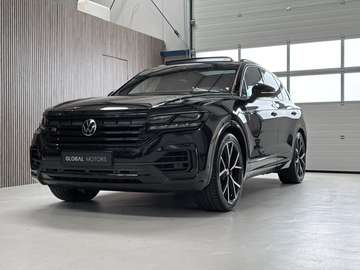 3.0 TSi 4MOTION R LINE - PANORAMADAK - TREKHAAK -