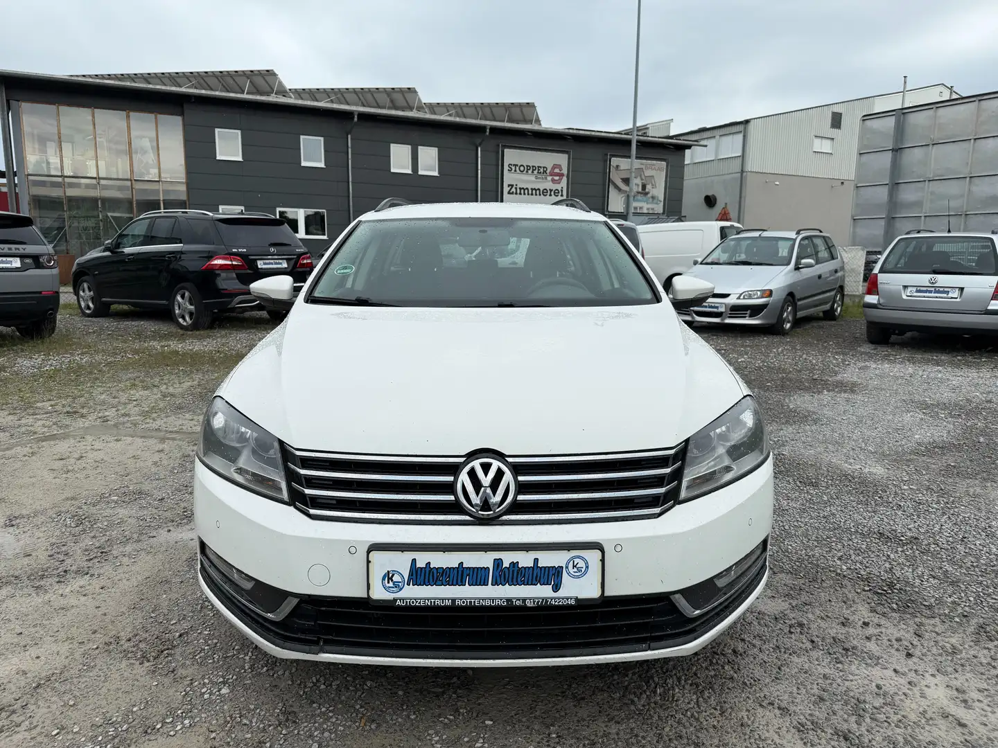 Volkswagen Passat Variant Trendline BlueMotion - 2. HAND - TÜV 04/2027 - Blanco - 2