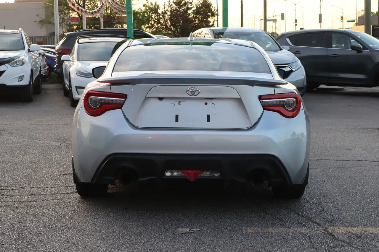 Toyota 86 снимка Toyota 86