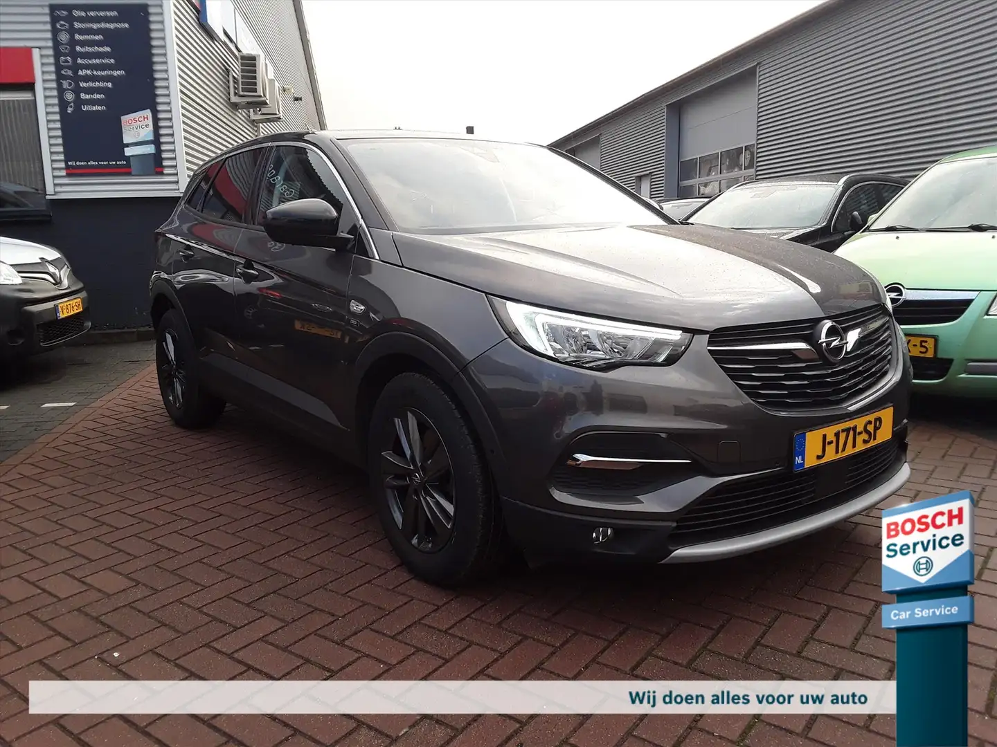 Opel Grandland X 1.2 Turbo 130pk S&S Innovation Grijs - 2