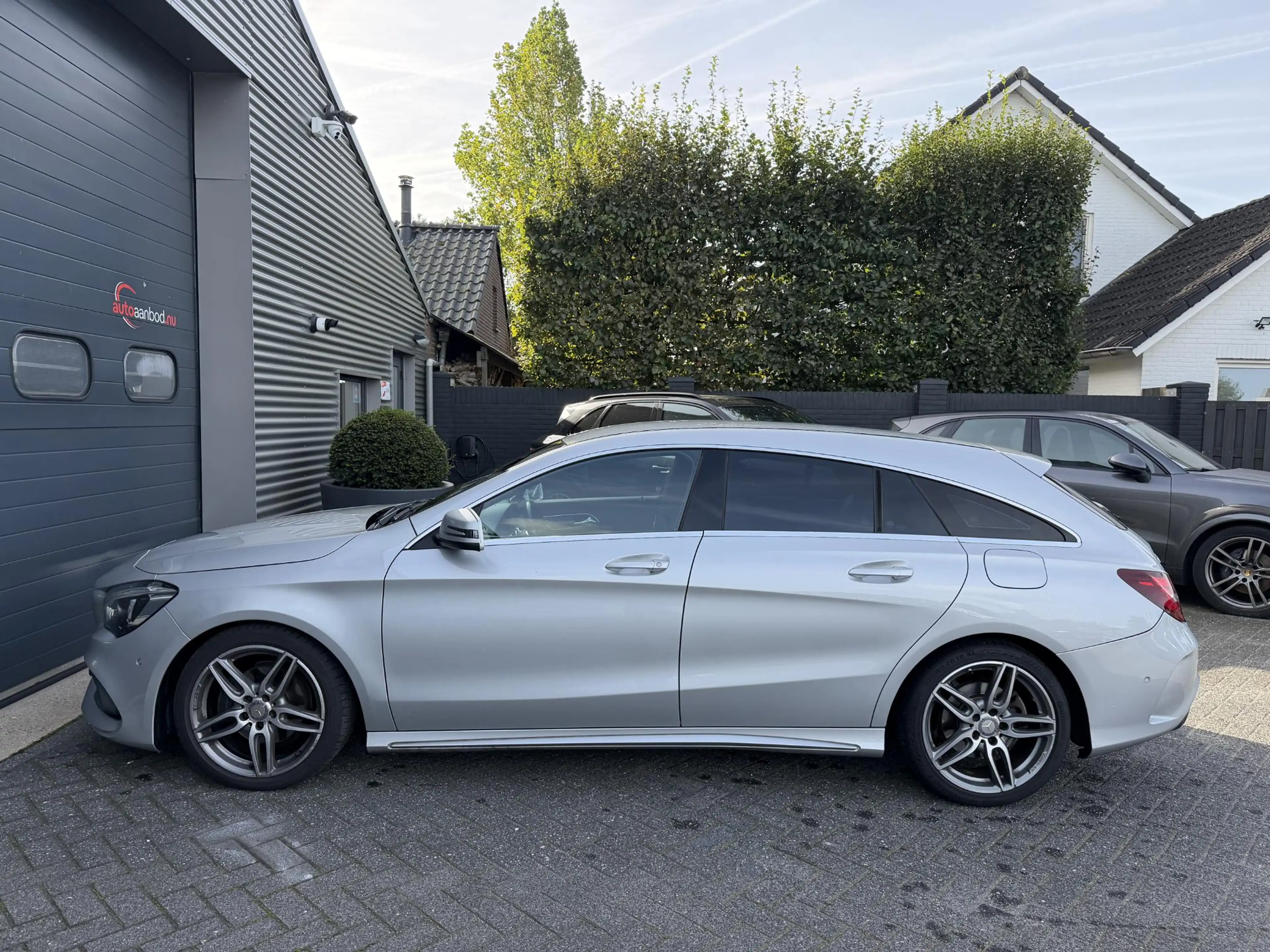 Mercedes-Benz CLA 180 Shooting Brake AMG | Navigatie | Parkeersensoren | — photo 7