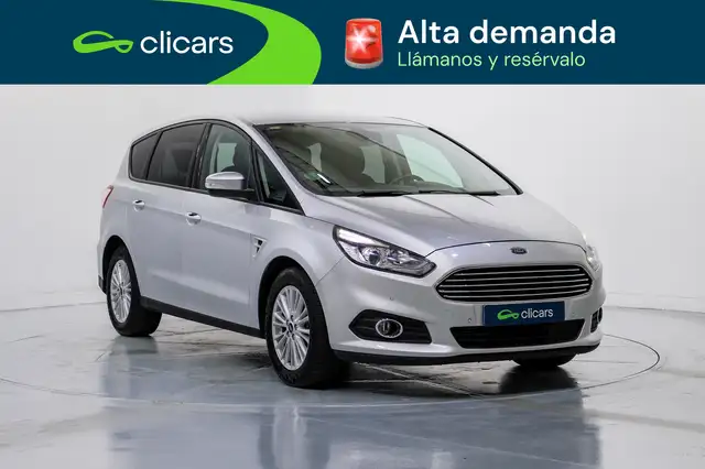 Ford S-Max view 3