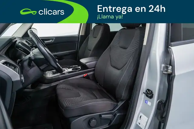 Ford S-Max view 14