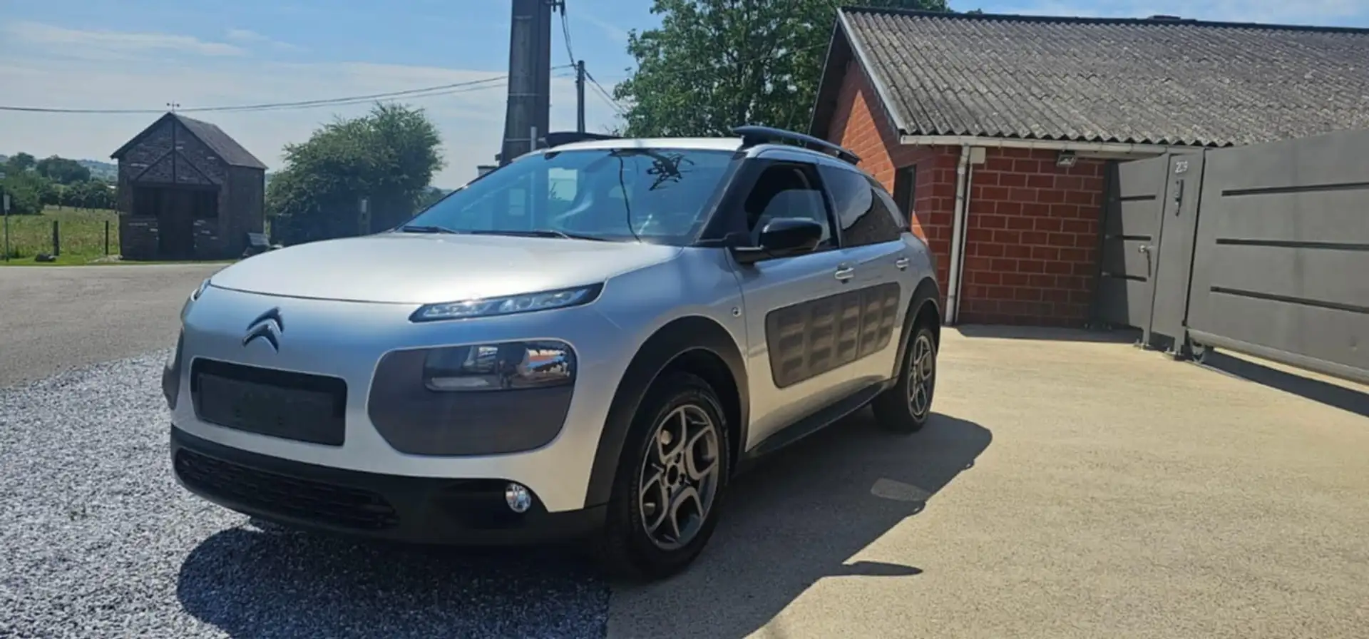 Citroen C4 Cactus 1.2 PureTech Shine Edition Urban Grijs - 2